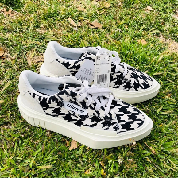 Adidas Originals Hypersleek Houndstooth Sneakers - Picture 3 of 5